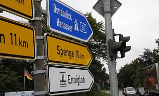 Gute Anbindung: Vom Gewerbegebiet Ennigloh ist es nur ein kleines Stück bis zur Autobahn. Eine Buslinie für die Beschäftigten gibt es aber noch nicht. - Gregor Winkler Gute Anbindung: Vom Gewerbegebiet Ennigloh ist es nur ein kleines Stück bis zur Autobahn. Eine Buslinie für die Beschäftigten gibt es aber noch nicht. - Gregor Winkler