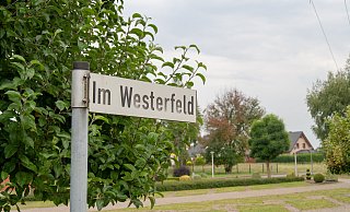 In einer Siedlung in Rahden wurden zwei Menschen durch einen Messerangriff verletzt. - Noah Brümmelhorst In einer Siedlung in Rahden wurden zwei Menschen durch einen Messerangriff verletzt. - Noah Brümmelhorst