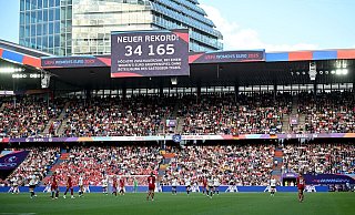 Die Partie zwischen Deutschland und Dänemark war in der Gruppenphase der Fußball-EM am besten besucht. - Sebastian Christoph Gollnow/dpa Die Partie zwischen Deutschland und Dänemark war in der Gruppenphase der Fußball-EM am besten besucht. - Sebastian Christoph Gollnow/dpa