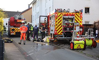 Die Feuerwehr musste am Abend zu einem Brand an der Bremer Straße ausrücken. - Charlotte Mahncke Die Feuerwehr musste am Abend zu einem Brand an der Bremer Straße ausrücken. - Charlotte Mahncke