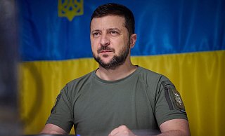 Der ukrainische Präsident Wolodymyr Selenskyj hat sich mit einer Weihnachtsbotschaft an die Ukrainerinnen und Ukrainer gewandt. - -/Ukrainian Presidential Press Office/AP/dpa Der ukrainische Präsident Wolodymyr Selenskyj hat sich mit einer Weihnachtsbotschaft an die Ukrainerinnen und Ukrainer gewandt. - -/Ukrainian Presidential Press Office/AP/dpa