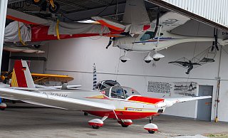 1973 wurde der Flugplatz Haxterberg eröffnet. - Niklas Tüns 1973 wurde der Flugplatz Haxterberg eröffnet. - Niklas Tüns