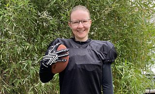 Im Wartestand: Bald möchte Carina Siemes ihre Football-Ausrüstung anziehen und mit dem Team trainieren. privatfoto - privatfoto Im Wartestand: Bald möchte Carina Siemes ihre Football-Ausrüstung anziehen und mit dem Team trainieren. privatfoto - privatfoto