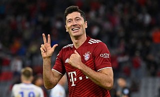 Traf dreimal gegen die Hertha: Bayerns Stürmerstar Robert Lewandowski. - Foto: Sven Hoppe/dpa Traf dreimal gegen die Hertha: Bayerns Stürmerstar Robert Lewandowski. - Foto: Sven Hoppe/dpa