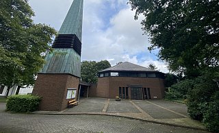 Im vergangenen Jahr feierte die Lukaskirche ihr 50-jähriges Bestehen. Jetzt wird sie vorübergehend geschlossen. - Dirk Windmöller Im vergangenen Jahr feierte die Lukaskirche ihr 50-jähriges Bestehen. Jetzt wird sie vorübergehend geschlossen. - Dirk Windmöller