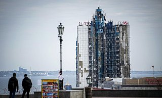 Das zerstörte Hotel Odessa in der gleichnamigen Hafenstadt. Das Hotel wurde am 25. September 2023 von russischen Marschflugkörpern getroffen. - Kay Nietfeld/dpa Das zerstörte Hotel Odessa in der gleichnamigen Hafenstadt. Das Hotel wurde am 25. September 2023 von russischen Marschflugkörpern getroffen. - Kay Nietfeld/dpa