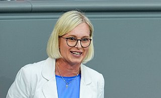 Aus Sicht von Christiane Schenderlein, Staatsministerin für Sport und Ehrenamt, können künftig wichtige sportpolitische Vorhaben wie die Bewerbung für die Olympischen und Paralympischen Spiele umgesetzt werden. - Michael Kappeler/dpa Aus Sicht von Christiane Schenderlein, Staatsministerin für Sport und Ehrenamt, können künftig wichtige sportpolitische Vorhaben wie die Bewerbung für die Olympischen und Paralympischen Spiele umgesetzt werden. - Michael Kappeler/dpa