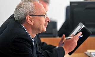 Strafverfahren gegen Schulleiter eingestellt - BÜNDE Strafverfahren gegen Schulleiter eingestellt - BÜNDE
