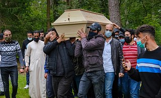 Mohammad Sliman starb nach einem Fehler bei der Medikamentengabe im Klinikum. Am Donnerstag wurde er auf dem Sennefriedhof beigesetzt. - Foto: Andreas Zobe/NW Mohammad Sliman starb nach einem Fehler bei der Medikamentengabe im Klinikum. Am Donnerstag wurde er auf dem Sennefriedhof beigesetzt. - Foto: Andreas Zobe/NW