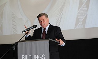 Der amtinhabende Bürgermeister Tim Kähler (SPD) ist stolz auf seine bisherige Investitionspolitik. - Jan-Henrik Gerdener Der amtinhabende Bürgermeister Tim Kähler (SPD) ist stolz auf seine bisherige Investitionspolitik. - Jan-Henrik Gerdener