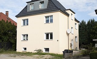 Um dieses Mehrfamilienhaus an der Schloßhofstraße tobt seit Monaten ein erbitterter Kampf. - Dieckmann-Fotodesign l Bielefeld Um dieses Mehrfamilienhaus an der Schloßhofstraße tobt seit Monaten ein erbitterter Kampf. - Dieckmann-Fotodesign l Bielefeld