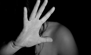Manche Betroffene werden psychisch krank. - Symbolfoto: Nino Carè auf Pixabay Manche Betroffene werden psychisch krank. - Symbolfoto: Nino Carè auf Pixabay
