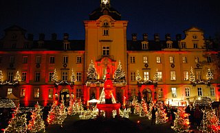 Nächste Woche beginnt auf Schloss Bückeburg der Weihnachtszauber. - PR Nächste Woche beginnt auf Schloss Bückeburg der Weihnachtszauber. - PR