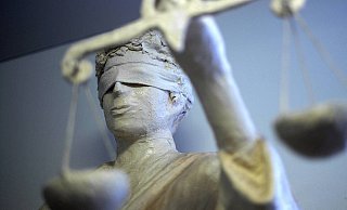 Das Gericht hat einen Bielefelder Unternehmer wegen Steuerhinterziehung verurteilt. - NW Das Gericht hat einen Bielefelder Unternehmer wegen Steuerhinterziehung verurteilt. - NW