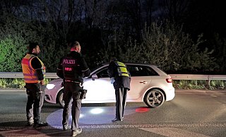 Erster Hauptkommissar Volker Huß hat viele Autofahrer selbst angehalten und nach ihren Papieren gefragt. - FRANK-MICHAEL KIEL-STEINKAMP Erster Hauptkommissar Volker Huß hat viele Autofahrer selbst angehalten und nach ihren Papieren gefragt. - FRANK-MICHAEL KIEL-STEINKAMP