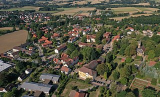 Der Wittekindshof in Vomerdingsen sieht sich seit Mai 2019 dem Vorwurf der Freiheitsberaubung und Körperverletzung an einem ihrer Bewohner mit besonderem Betreuungsbedarf ausgesetzt. - Jürgen Krüger Der Wittekindshof in Vomerdingsen sieht sich seit Mai 2019 dem Vorwurf der Freiheitsberaubung und Körperverletzung an einem ihrer Bewohner mit besonderem Betreuungsbedarf ausgesetzt. - Jürgen Krüger