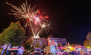 So leuchtete das Feuerwerk am Freitagabend im vergangenen Jahr beim City-Fest. - Oliver Krato So leuchtete das Feuerwerk am Freitagabend im vergangenen Jahr beim City-Fest. - Oliver Krato