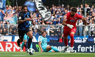 Wer wird der neue Torjäger? Nach Adriano Grimaldis (links) Abgang sucht der SC Paderborn 07 in den eigenen Reihen nach einem neuen Goalgetter. - imago/Jan Huebner Wer wird der neue Torjäger? Nach Adriano Grimaldis (links) Abgang sucht der SC Paderborn 07 in den eigenen Reihen nach einem neuen Goalgetter. - imago/Jan Huebner