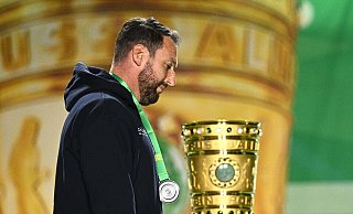 Bielefelds Trainer Mitch Kniat will wieder ins Pokal-Finale. - Tom Weller/dpa Bielefelds Trainer Mitch Kniat will wieder ins Pokal-Finale. - Tom Weller/dpa