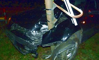 Der PKW kam an der Lichtzeichenanlage zum Stehen. - Foto: Polizei Minden-Lübbecke Der PKW kam an der Lichtzeichenanlage zum Stehen. - Foto: Polizei Minden-Lübbecke