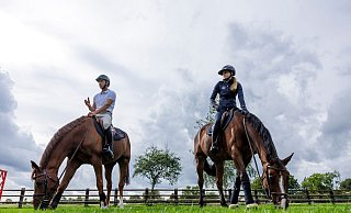 Sophie Hinners (r) und Richard Vogel sind das erste Liebespaar in einem deutschen EM-Team. - Stefan Lafrentz/Sportfotos Lafrentz/dpa Sophie Hinners (r) und Richard Vogel sind das erste Liebespaar in einem deutschen EM-Team. - Stefan Lafrentz/Sportfotos Lafrentz/dpa