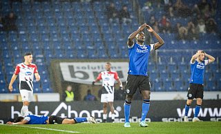 Arminia macht das Spiel, doch Viktoria Köln geht als Sieger vom Platz. - Sarah Jonek Arminia macht das Spiel, doch Viktoria Köln geht als Sieger vom Platz. - Sarah Jonek