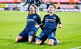 SCP-Torschütze Marvin Mehlem (r.) feiert seinen 1:0-Treffer. Teamkollege Felix Götze jubelt mit. - BESIM MAZHIQI SCP-Torschütze Marvin Mehlem (r.) feiert seinen 1:0-Treffer. Teamkollege Felix Götze jubelt mit. - BESIM MAZHIQI