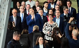 Wen CDU, CSU und SPD ins Kabinett des wohl künftigen Kanzlers Friedrich Merz schicken werden, ist noch offen. - Sebastian Christoph Gollnow/dpa Wen CDU, CSU und SPD ins Kabinett des wohl künftigen Kanzlers Friedrich Merz schicken werden, ist noch offen. - Sebastian Christoph Gollnow/dpa