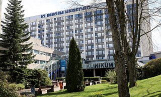 Die Mitarbeiterinnen und Mitarbeiter des Herforder Klinikums haben gemeinsam nach Schwachpunkten im Stromverbrauch des Hauses gesucht. - Frank-Michael Kiel-Steinkamp Die Mitarbeiterinnen und Mitarbeiter des Herforder Klinikums haben gemeinsam nach Schwachpunkten im Stromverbrauch des Hauses gesucht. - Frank-Michael Kiel-Steinkamp