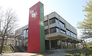Die Technische Hochschule OWL will am Standort Höxter einen Nachhaltigkeits-Campus einrichten. Dazu hoffen die Initiatoren auf die Unterstützung von Stadt und Kreis. - Simone Flörke Die Technische Hochschule OWL will am Standort Höxter einen Nachhaltigkeits-Campus einrichten. Dazu hoffen die Initiatoren auf die Unterstützung von Stadt und Kreis. - Simone Flörke