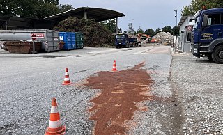 Seit 2010 verpachtet Johannes Kathöfer den Recyclinghof an der Delbrücker Straße an seinen Bruder Hermann. Ende 2024 läuft der Vertrag aus. - Birgit Vredenburg Seit 2010 verpachtet Johannes Kathöfer den Recyclinghof an der Delbrücker Straße an seinen Bruder Hermann. Ende 2024 läuft der Vertrag aus. - Birgit Vredenburg