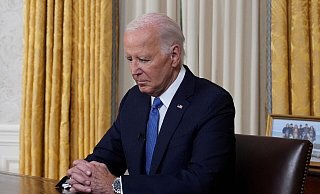 Biden sieht sich in der Tradition George Washingtons. - Evan Vucci/AP Pool/dpa Biden sieht sich in der Tradition George Washingtons. - Evan Vucci/AP Pool/dpa