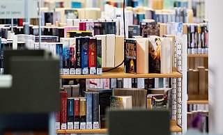 Offen auch an Sonntagen: Bibliotheken wollen dem Publikum entgegenkommen. - dpa Offen auch an Sonntagen: Bibliotheken wollen dem Publikum entgegenkommen. - dpa