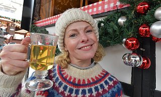 Der Gütersloher Weihnachtsmarkt öffnet am 28. November. Auch "Claudines Knusperhäuschen" ist dann wieder am Start. - Jens Dünhölter Der Gütersloher Weihnachtsmarkt öffnet am 28. November. Auch "Claudines Knusperhäuschen" ist dann wieder am Start. - Jens Dünhölter
