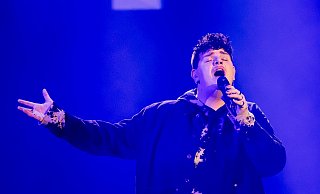 Isaak überzeugte mit dem Song «Always On The Run». - Christoph Soeder/dpa Isaak überzeugte mit dem Song «Always On The Run». - Christoph Soeder/dpa