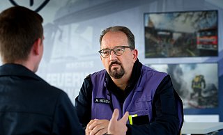 Zuhören als Nebenjob: Pfarrer Marco Beuermann (53) leistet als Seelsorge-Fachberater psychosoziale Unterstützung. - Andreas Frücht Zuhören als Nebenjob: Pfarrer Marco Beuermann (53) leistet als Seelsorge-Fachberater psychosoziale Unterstützung. - Andreas Frücht