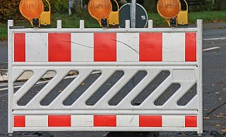 Auf der B64 wird weiter gebaut (Symbolbild). - Pixabay Auf der B64 wird weiter gebaut (Symbolbild). - Pixabay