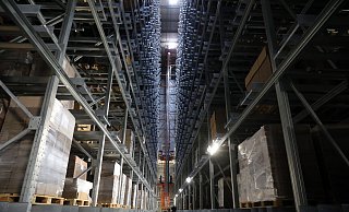 Das Wellteam-Hochregallager ist im Inneren 37 Meter hoch. - Frank-Michael Kiel-Steinkamp Das Wellteam-Hochregallager ist im Inneren 37 Meter hoch. - Frank-Michael Kiel-Steinkamp