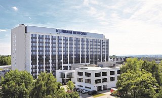 Das Klinikum rüstet auf. - Frank-Michael Kiel-Steinkamp Das Klinikum rüstet auf. - Frank-Michael Kiel-Steinkamp
