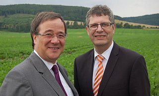 Kennen sich gut: Armin Laschet (l.) und der CDU-Bundestagsabgeordnete Christian Haase. - Archivbild: Mathias Brüggemann Kennen sich gut: Armin Laschet (l.) und der CDU-Bundestagsabgeordnete Christian Haase. - Archivbild: Mathias Brüggemann