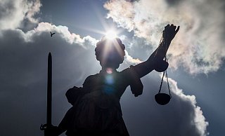 Ein 36-jähriger Bielefelder stand wegen Vergewaltigung vor Gericht. Nun wurde er freigesprochen. - picture alliance / dpa Ein 36-jähriger Bielefelder stand wegen Vergewaltigung vor Gericht. Nun wurde er freigesprochen. - picture alliance / dpa