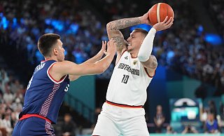Daniel Theis verschwendet keinen Gedanken an einen Rücktritt aus dem Nationalteam. - Marcus Brandt/dpa Daniel Theis verschwendet keinen Gedanken an einen Rücktritt aus dem Nationalteam. - Marcus Brandt/dpa