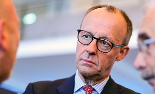 Dänemark oder Deutschland? Das ist bei der CDU und ihrem Kanzlerkandidaten die Frage. (Archivbild) - Christoph Reichwein/dpa Dänemark oder Deutschland? Das ist bei der CDU und ihrem Kanzlerkandidaten die Frage. (Archivbild) - Christoph Reichwein/dpa