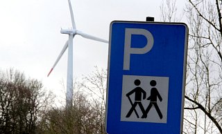 Im Windpark Bosseborn bilden Naherholung und Windenergienutzung keinen Widerspruch. Vor 20 Jahren wurde er genehmigt. - Burkhard Battran Im Windpark Bosseborn bilden Naherholung und Windenergienutzung keinen Widerspruch. Vor 20 Jahren wurde er genehmigt. - Burkhard Battran