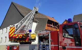 Die Bewohner bemerkten den Brand zunächst nicht, Nachbarn alarmierten daher die Feuerwehr. - Svenja Ludwig Die Bewohner bemerkten den Brand zunächst nicht, Nachbarn alarmierten daher die Feuerwehr. - Svenja Ludwig