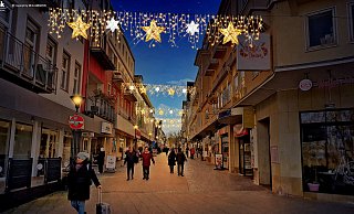 Neue Lichtelemente sollen in diesem Winter den Weihnachtsmarkt in der Innenstadt attraktiver machen. - Staatsbad Bad Oeynhausen Neue Lichtelemente sollen in diesem Winter den Weihnachtsmarkt in der Innenstadt attraktiver machen. - Staatsbad Bad Oeynhausen