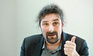 Christian Hummert, Forschungsdirektor der Agentur für Innovation in der Cybersicherheit, spricht während eines Interviews. - Heiko Rebsch/dpa Christian Hummert, Forschungsdirektor der Agentur für Innovation in der Cybersicherheit, spricht während eines Interviews. - Heiko Rebsch/dpa
