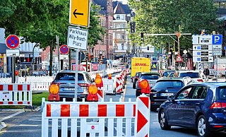 Eine der zahlreichen Baustellen in der Stadt: In der Herforder Straße wurde an den Fernwärmeleitungen gearbeitet. - Barbara Franke Eine der zahlreichen Baustellen in der Stadt: In der Herforder Straße wurde an den Fernwärmeleitungen gearbeitet. - Barbara Franke
