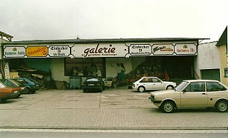 So sah es vor der Galerie 1987 aus. An den Autos erkennt man das Jahr bestens. - Manfred Berens So sah es vor der Galerie 1987 aus. An den Autos erkennt man das Jahr bestens. - Manfred Berens