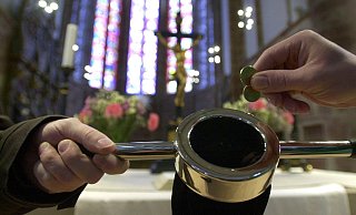 Weil Gottesdienste ausfallen, können Gemeinden im Corona-Jahr 2020 kein oder deutlich weniger Geld durch Kollekten sammeln. - Symbolfoto/picture alliance Weil Gottesdienste ausfallen, können Gemeinden im Corona-Jahr 2020 kein oder deutlich weniger Geld durch Kollekten sammeln. - Symbolfoto/picture alliance